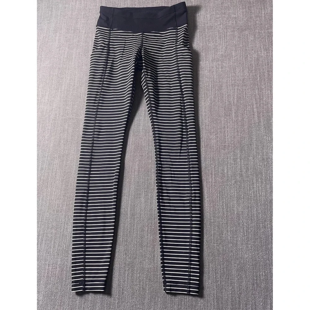 Lululemon Speed Leggings Womens 4 Black White Parallel Stripe Performance Gym